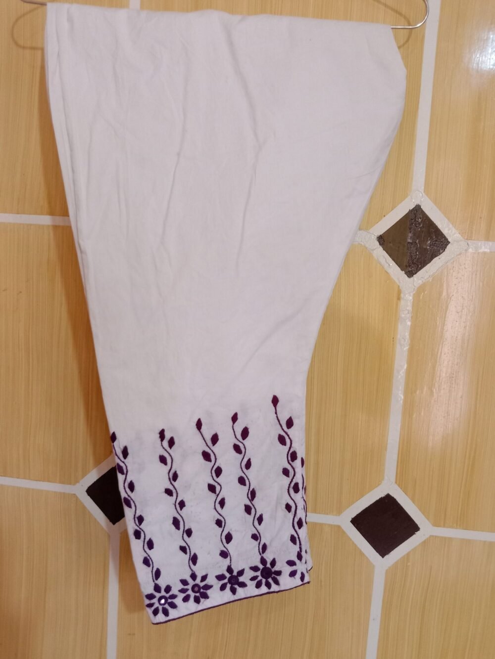 7 Reasons to Add a Solid Chikankari Kurta with White Palazzo to Your Wardrobe - Image 5