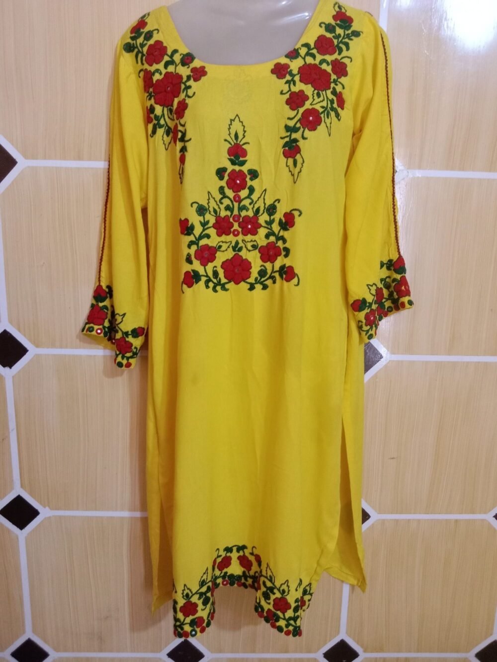 7 Best Reasons to Wear a Solid Chikankari Long Kurta Yellow