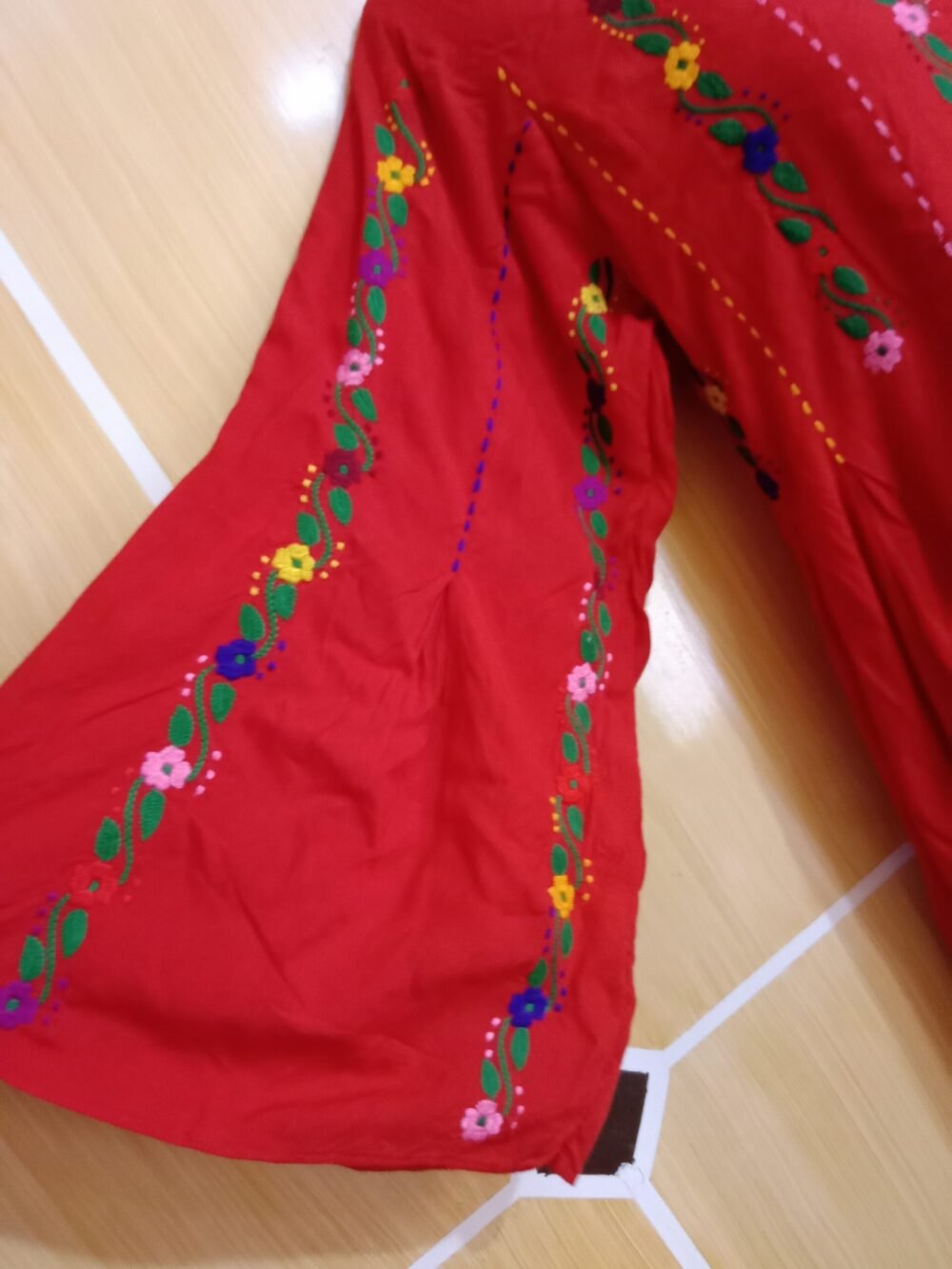 4 Reasons to Fall in Love with Chikankari Frock for Women - Image 3