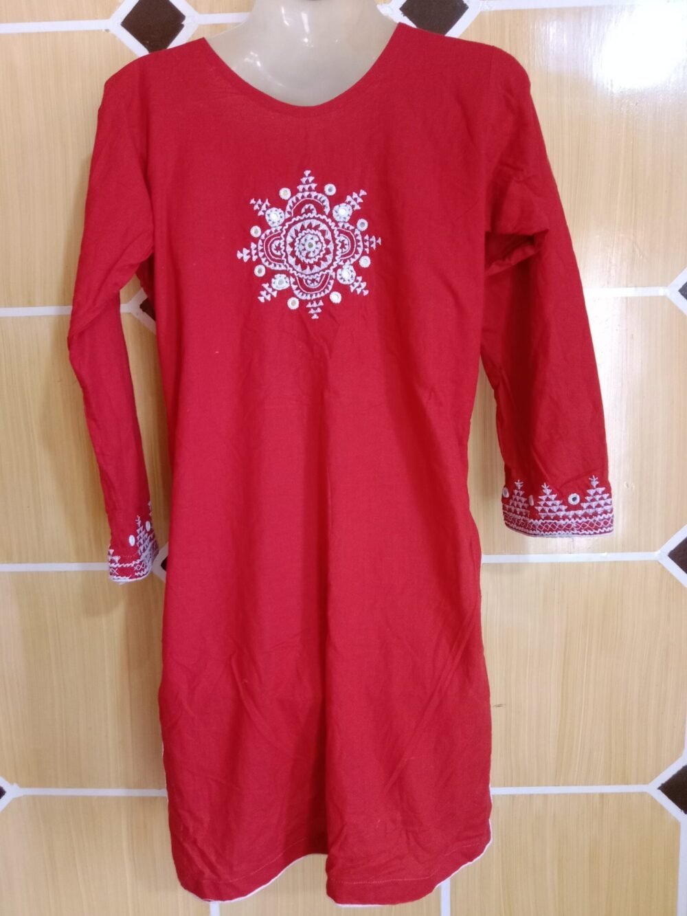 Red Guddi Chikankari Kurta – Unveiling 5 Stunning Reasons to Wear This Masterpiece - Image 3
