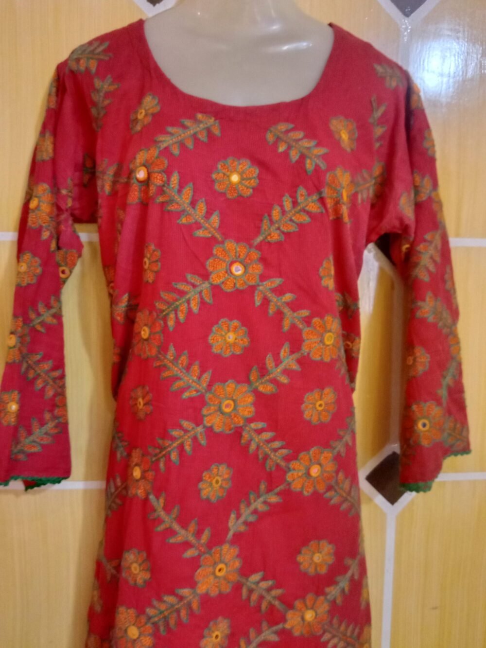 6 Irresistible Reasons to Own a Kutcha Tanka Chikankari Suit Red - Image 3