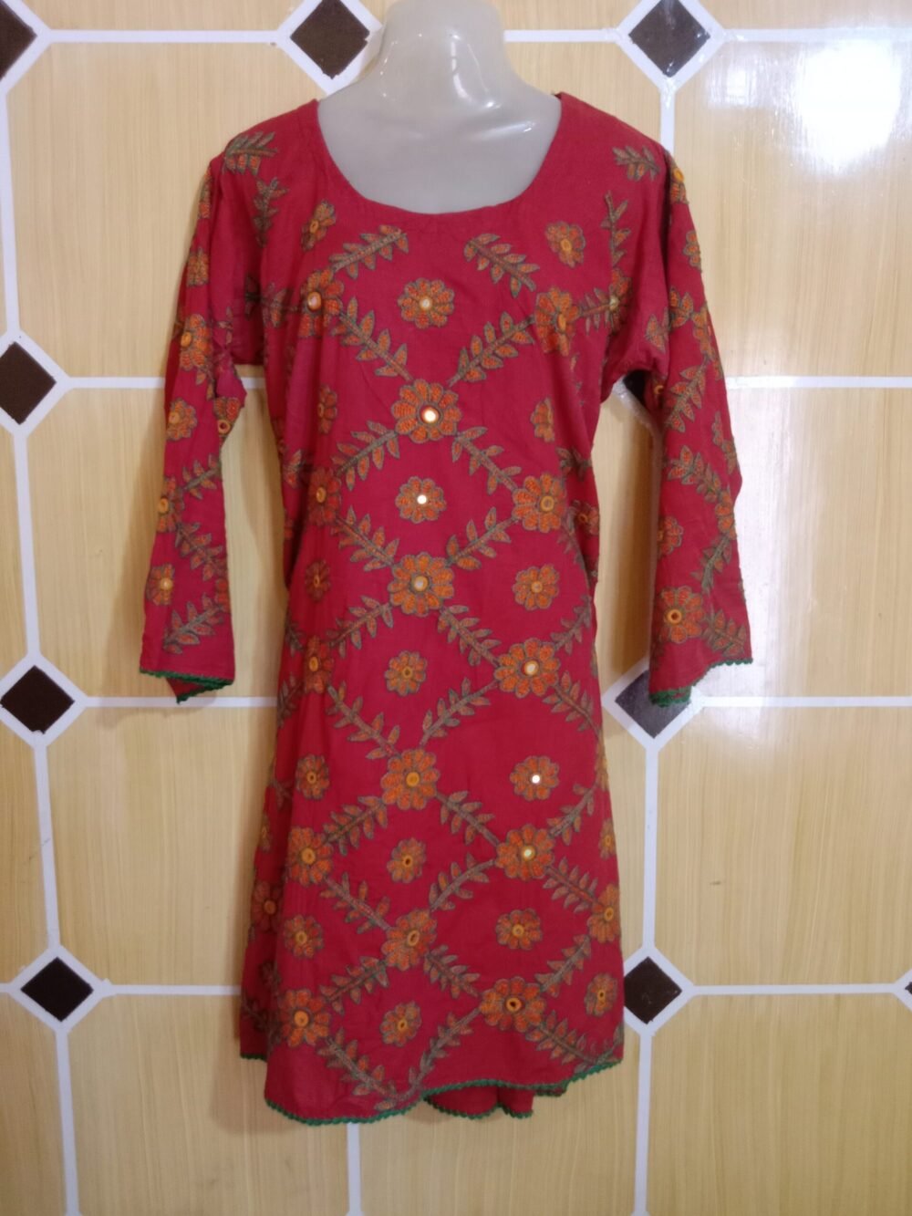 6 Irresistible Reasons to Own a Kutcha Tanka Chikankari Suit Red