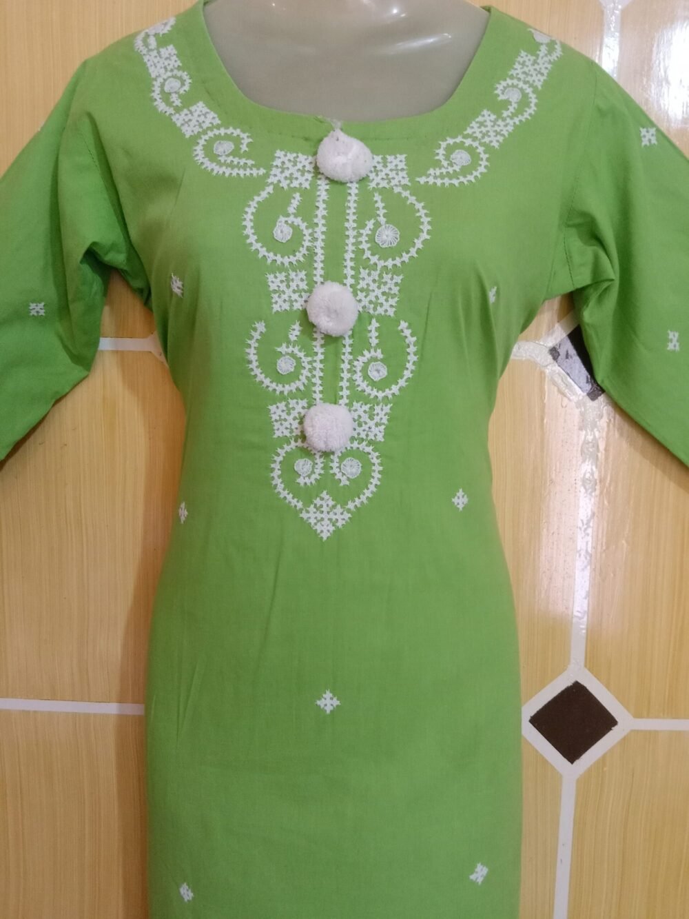 7 Unbeatable Reasons to Add a Sindhi Chikankari Kurta Light Green to Your Wardrobe - Image 4