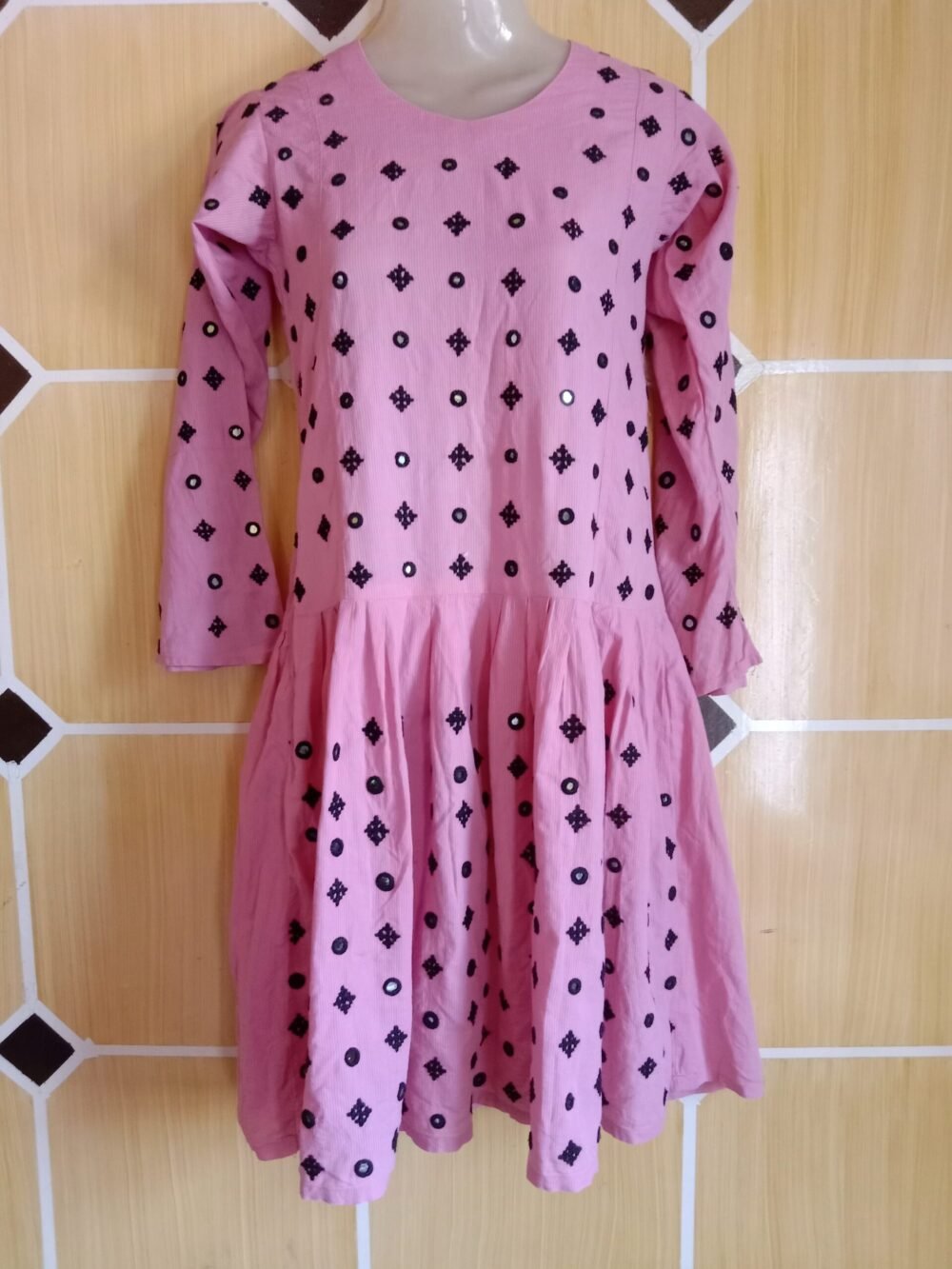 Sindhi Chikankari Frock Light Pink: 5 Reasons of Epitome of Feminine Charm