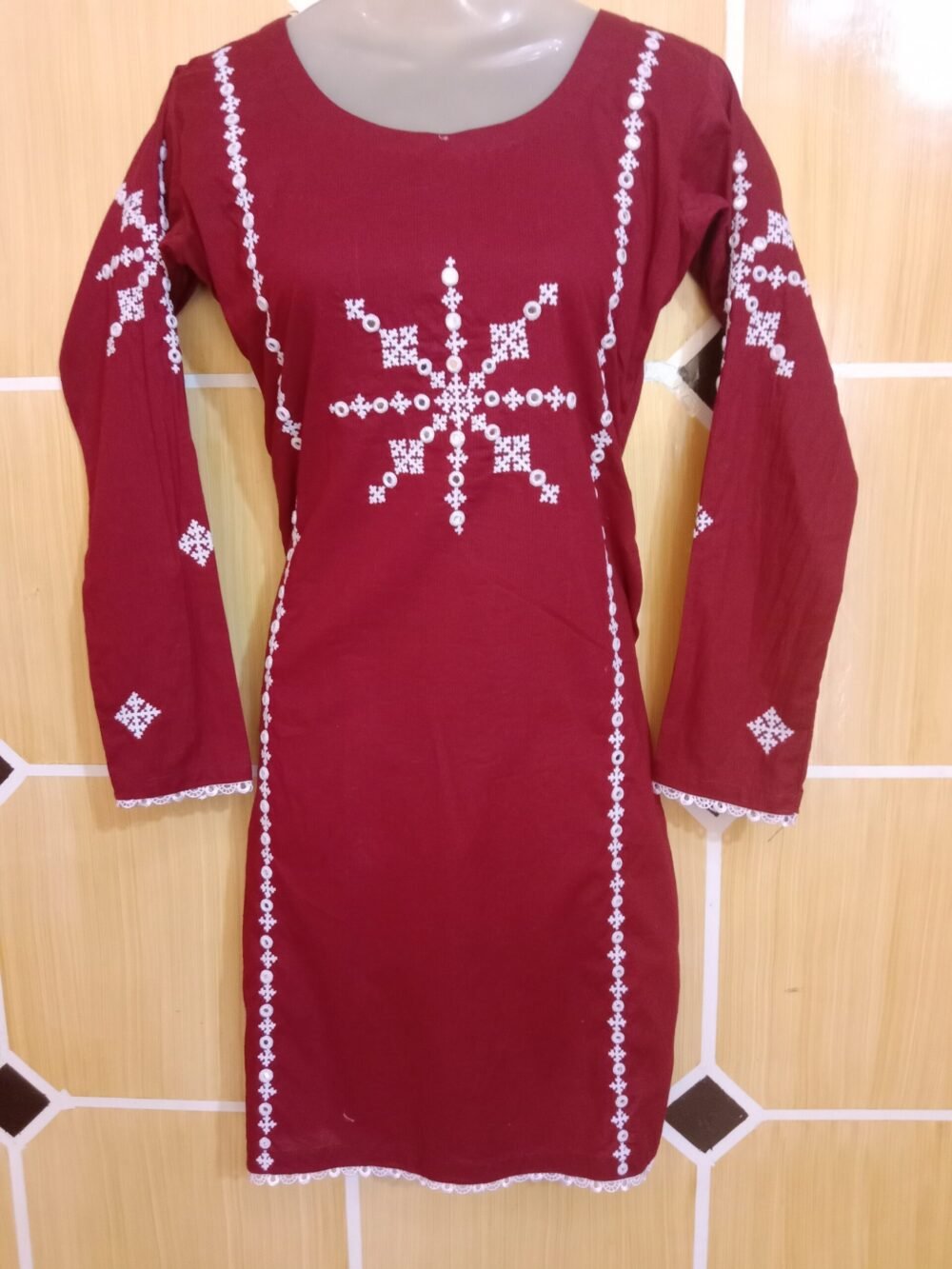 5 Solid Reasons to Add the Sindhi Chikankari Kurta Maroon to Your Wardrobe