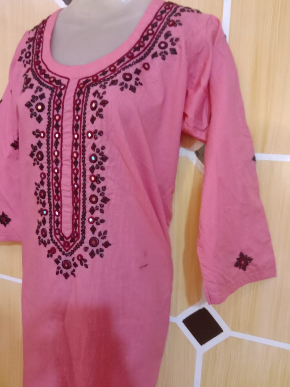 8 Powerful Reasons to Add the Sindhi Chikankari Pink Suit to Your Wardrobe Today - Image 4