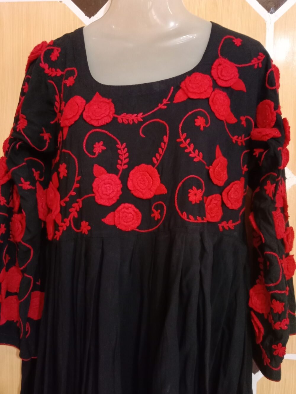 5 Reasons to Love a Black Solid Chikankari Chunat Frock with Flower Detailing - Image 3