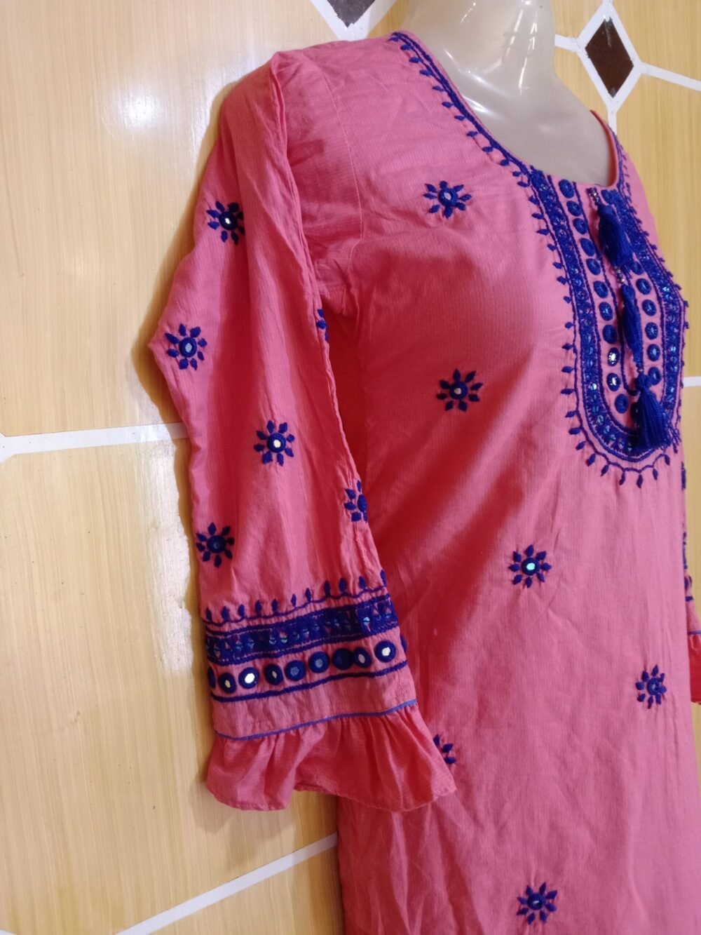 7 Reasons to Choose a Solid Chikankari Kurta Pink for Effortless Elegance - Image 2