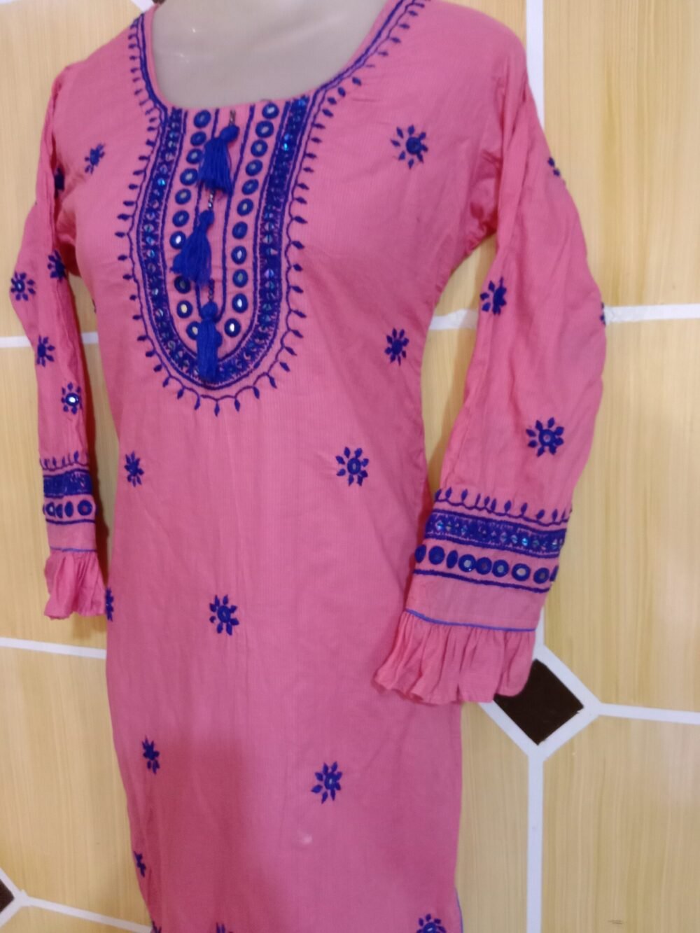 7 Reasons to Choose a Solid Chikankari Kurta Pink for Effortless Elegance - Image 3
