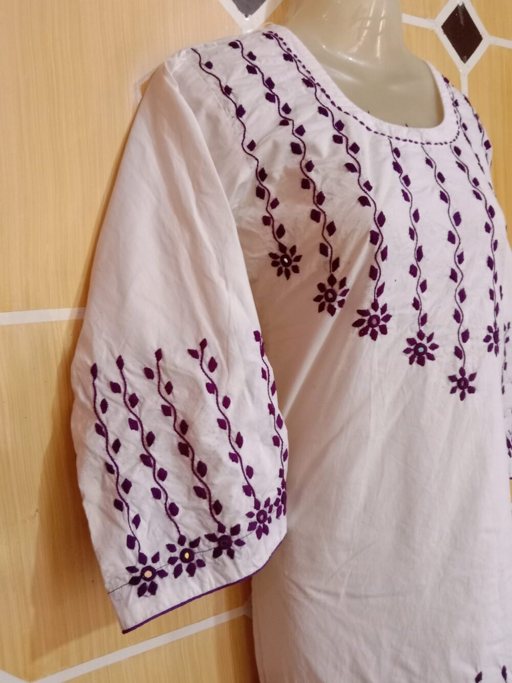 7 Reasons to Add a Solid Chikankari Kurta with White Palazzo to Your Wardrobe - Image 3
