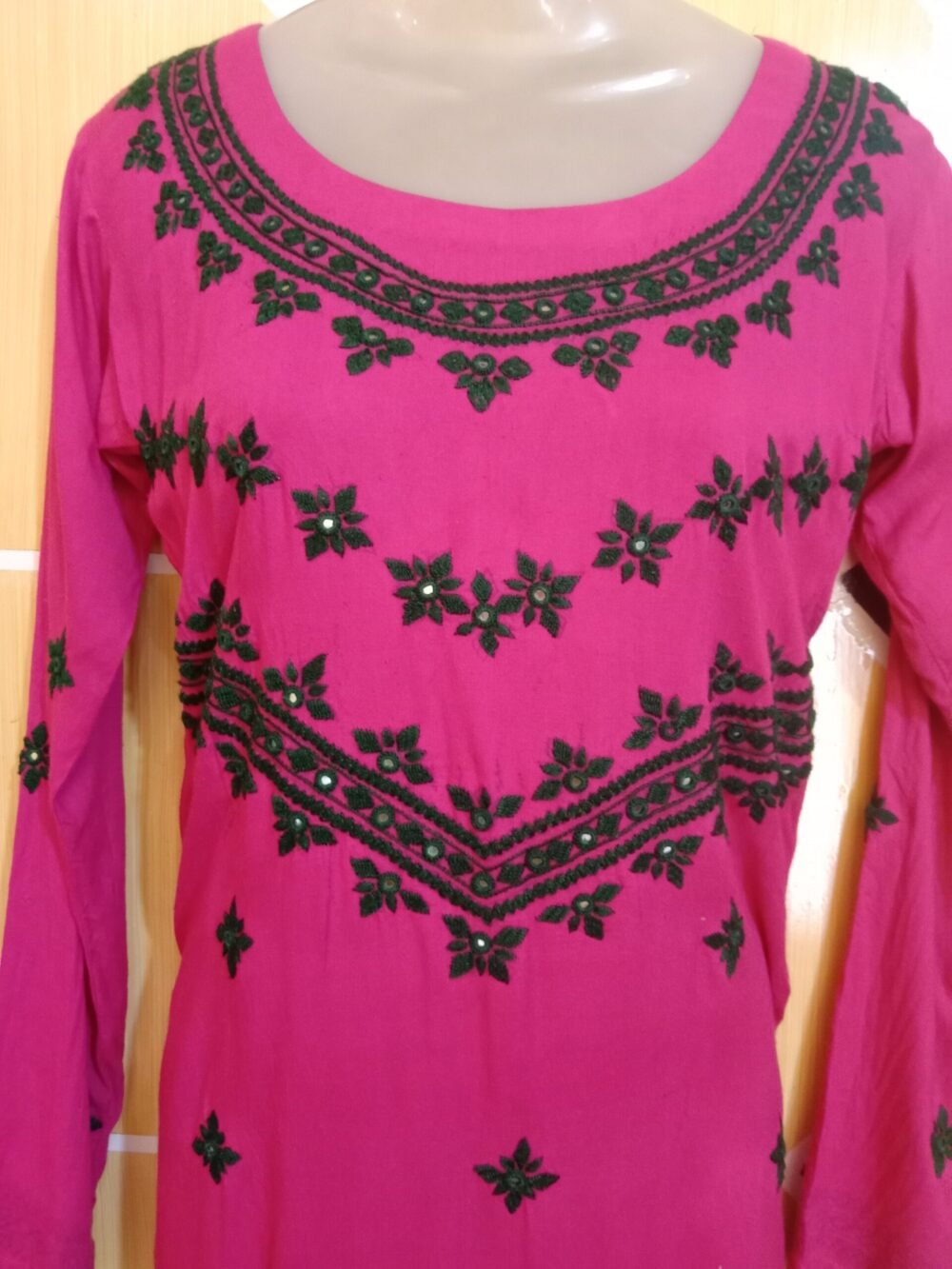 6 Reasons a Sindhi Chikankari Kurta Pink is Perfect for Every Occasion - Image 2