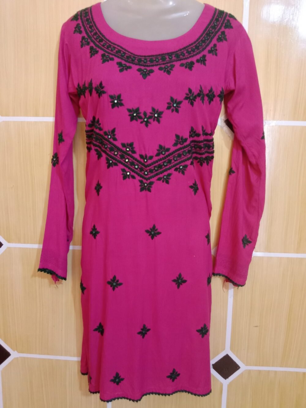 6 Reasons a Sindhi Chikankari Kurta Pink is Perfect for Every Occasion